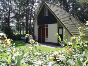 Attractive holiday home with a whirlpool, near Zwolle